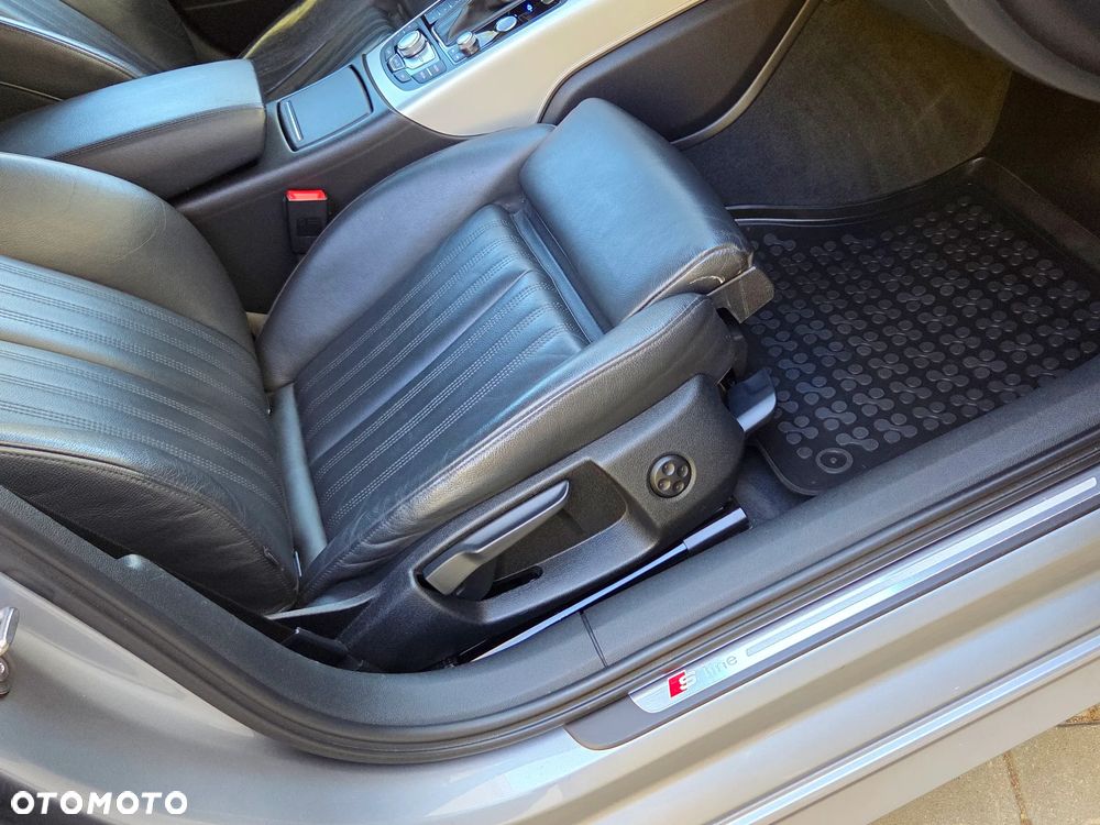 Audi A6 Avant 2.0 TDI Ultra DPF S tronic - 10