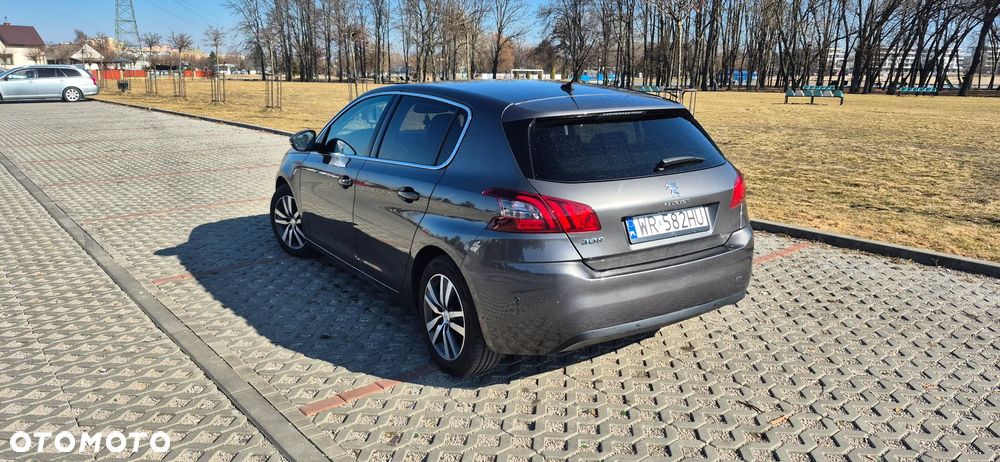 Peugeot 308 - 6