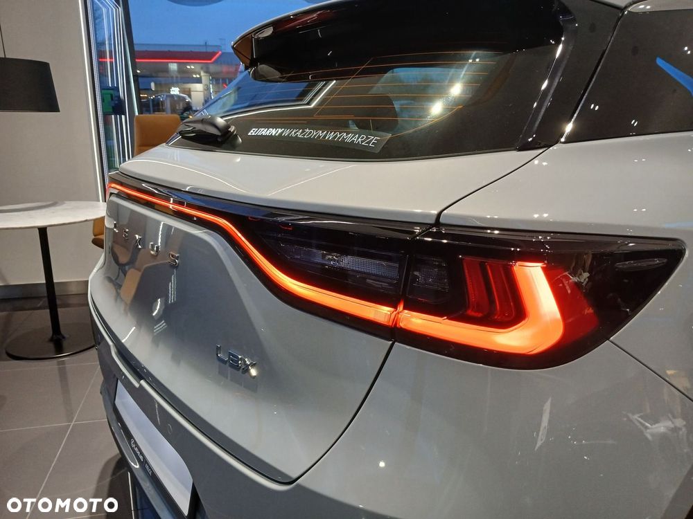 Lexus LBX 1.5 Hybrid Elegant - 6