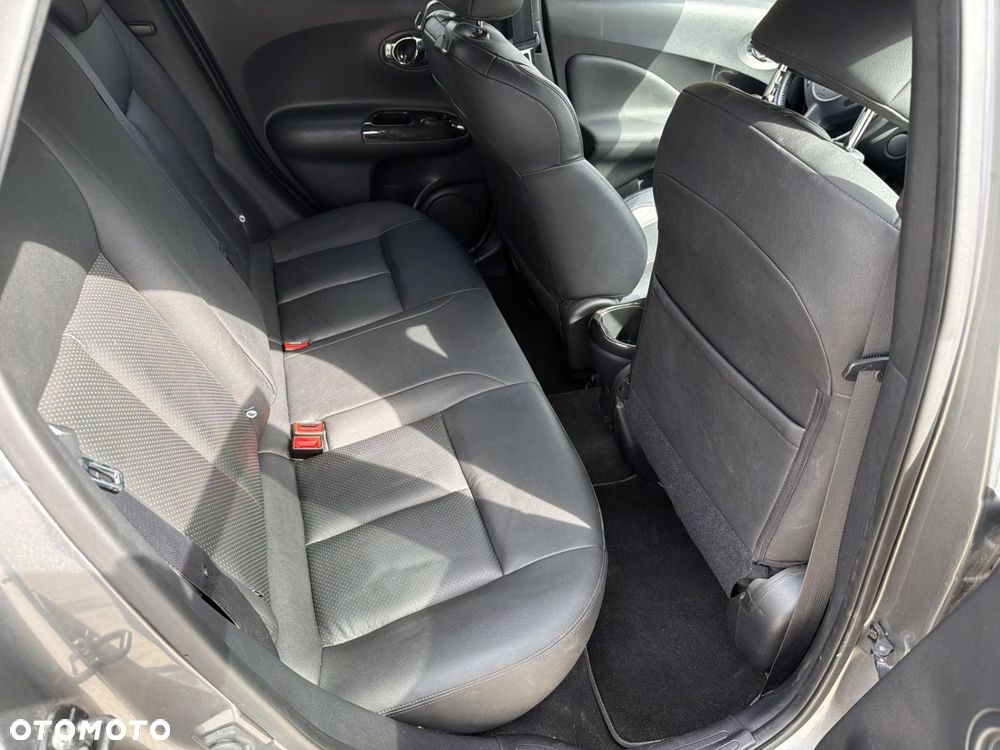 Nissan Juke 1.6 DIG-T Tekna (lea) EU6 - 11