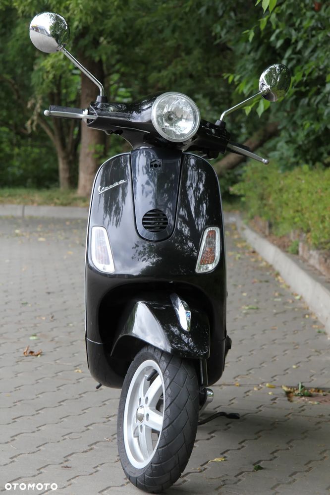 Piaggio Vespa - 21