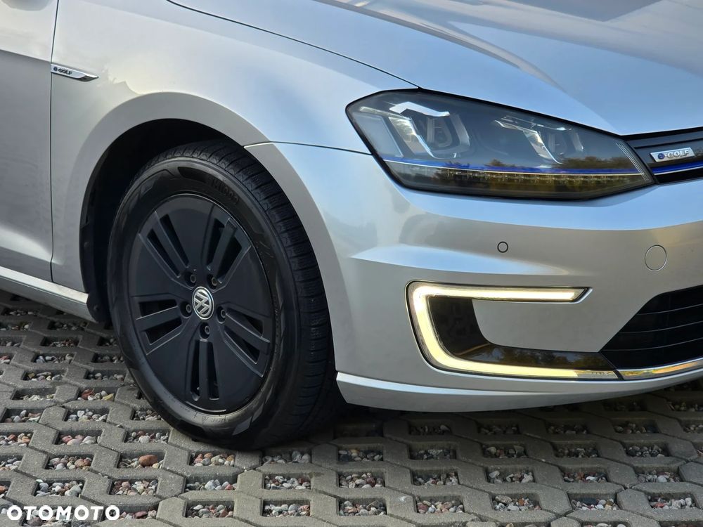 Volkswagen Golf - 13