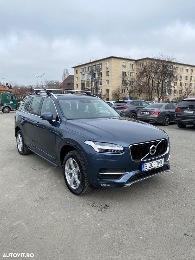 Volvo XC 90 - 1