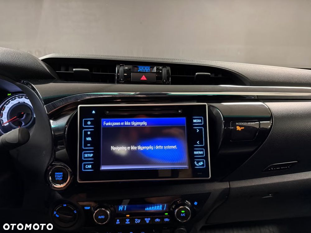 Toyota Hilux 2.4 D-4D Double Cab Selection 50 4x4 - 31