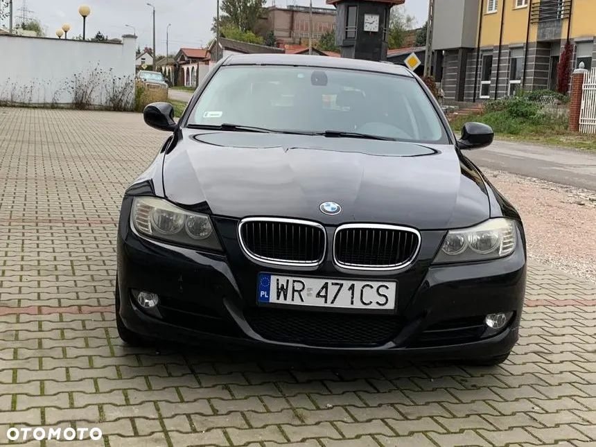 BMW Seria 3 318d - 1
