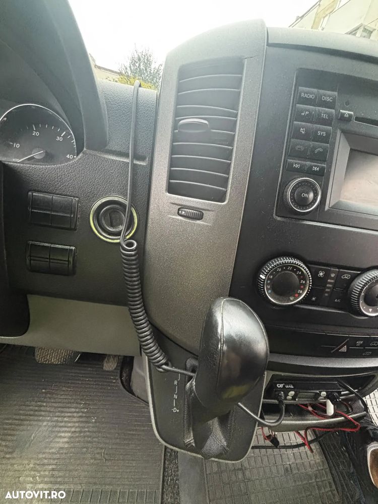 Mercedes-Benz Sprinter - 6