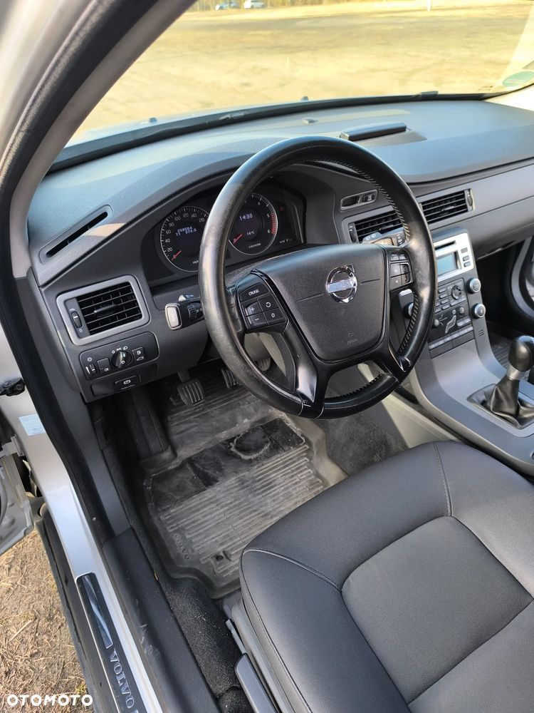 Volvo V70 - 11