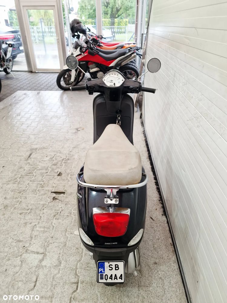 Piaggio Vespa - 7