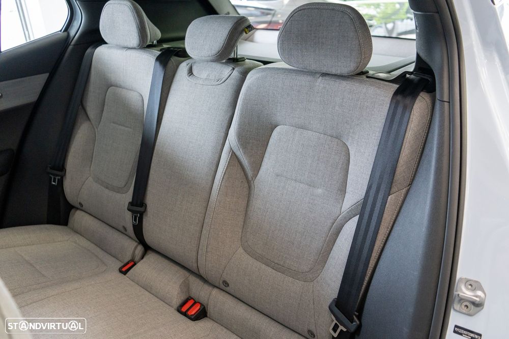 Volvo EX30 Twin Motor Performance AWD Ultra - 12