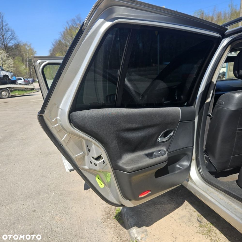 Drzwi / przód tył lewe prawe / RENAULT LAGUNA lak: TED69 (kombi) - 4