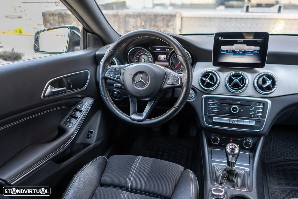Mercedes-Benz CLA 180 d Urban - 22