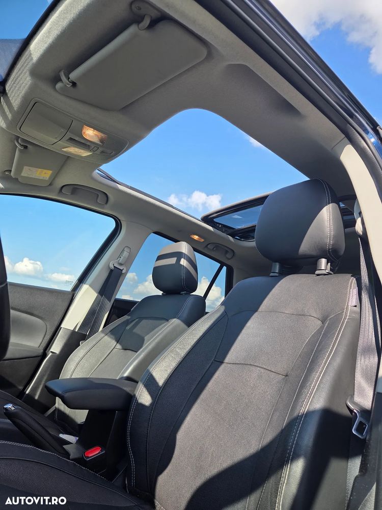 Suzuki S-Cross - 10