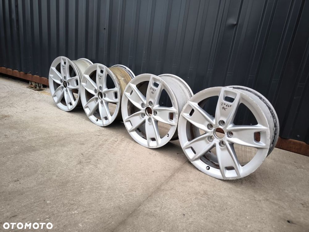 FELGI FELGA KOMPLET VW SKODA AUDI A3 A4 A6 7.5J R17 ET56 8P0601025BL Z*64* - 2