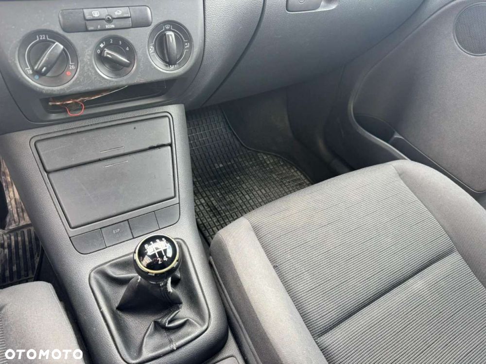 Volkswagen Golf Plus - 12