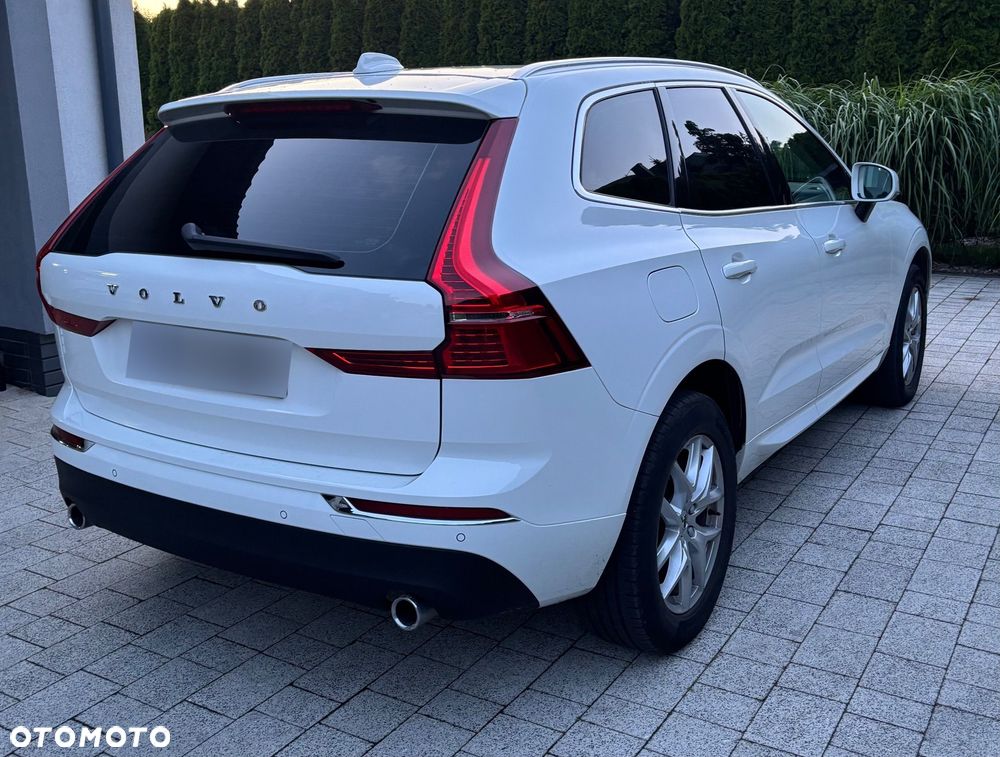Volvo XC 60 B4 D AWD Momentum Pro - 3