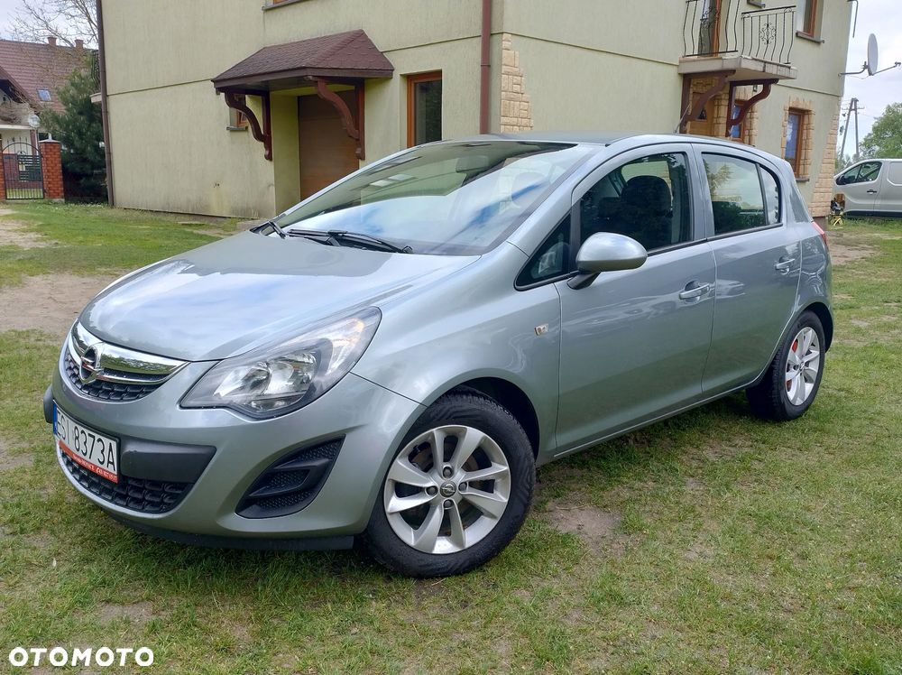 Opel Corsa 1.2 16V Edition / Active - 3