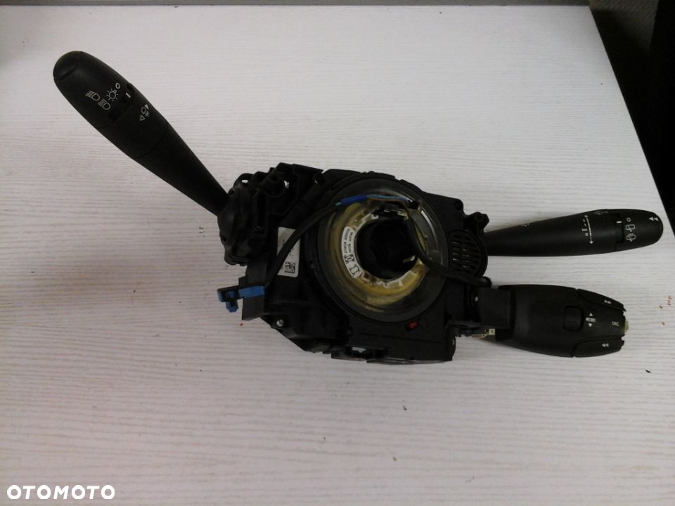PRZEŁĄCZNIK ZESPOLONY PEUGEOT 3008/5008 96667318XT - 1