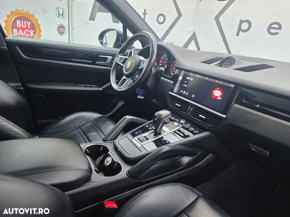 Porsche Cayenne Tiptronic S Platinum Edition - 10