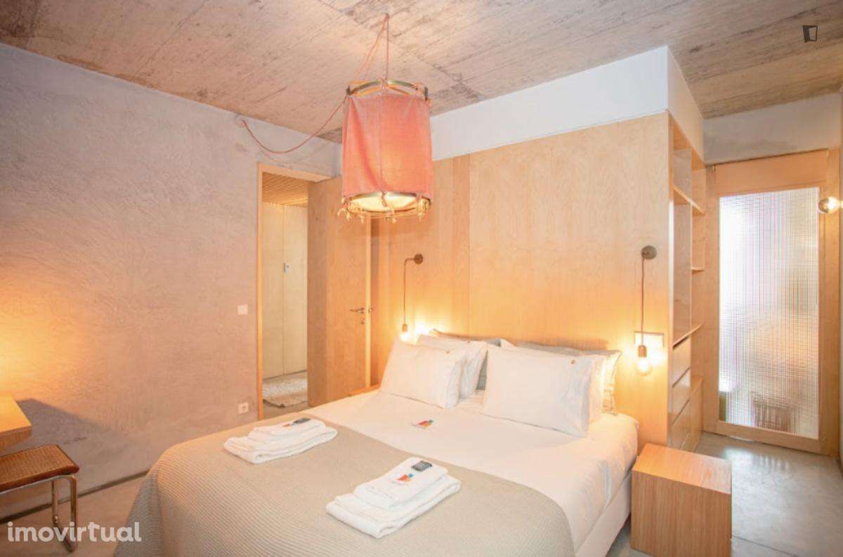 Apartamento com 1 quartos - localizado em Santo Ildefonso Porto - Grande imagem: 2/16