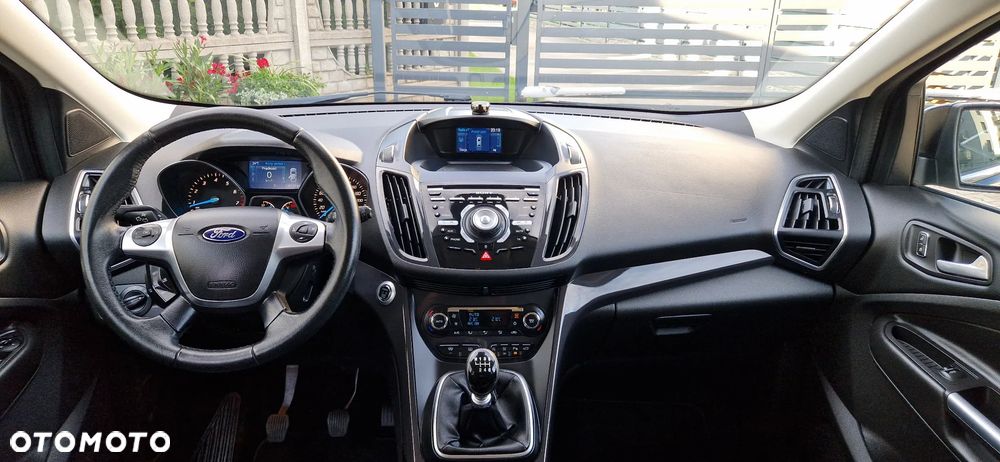 Ford Kuga 1.5 EcoBoost FWD Titanium Plus ASS - 23