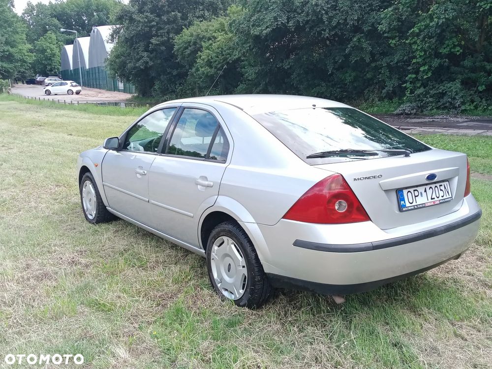 Ford Mondeo - 4