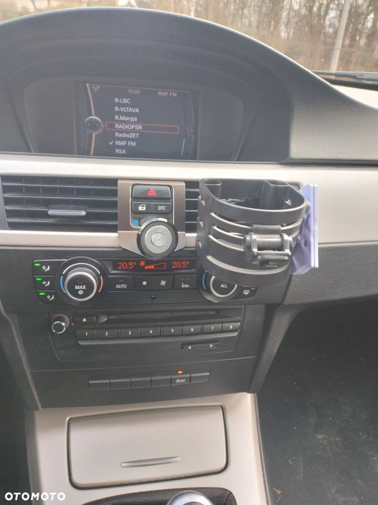 BMW Seria 3 318d - 14