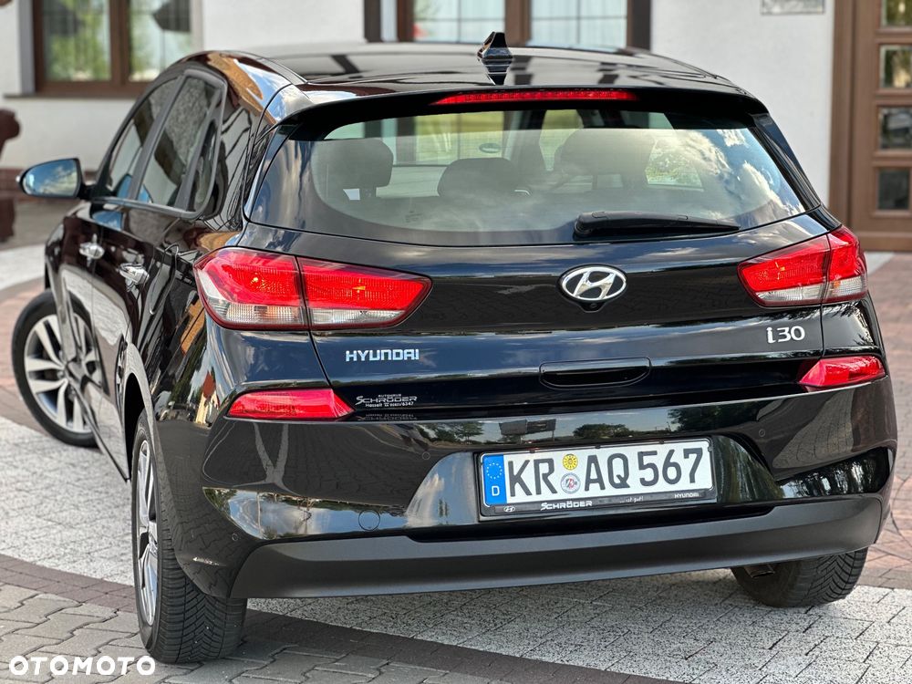 Hyundai i30 1.4 Premium - 12