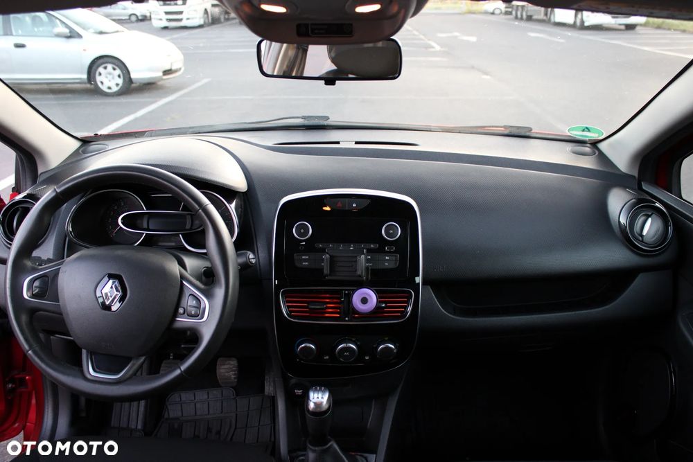 Renault Clio 0.9 TCe Limited - 29