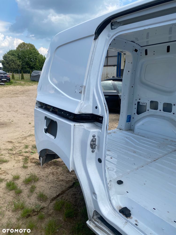 Mercedes Citan w420. Błotnik prawy tył Ćwiartka - 5