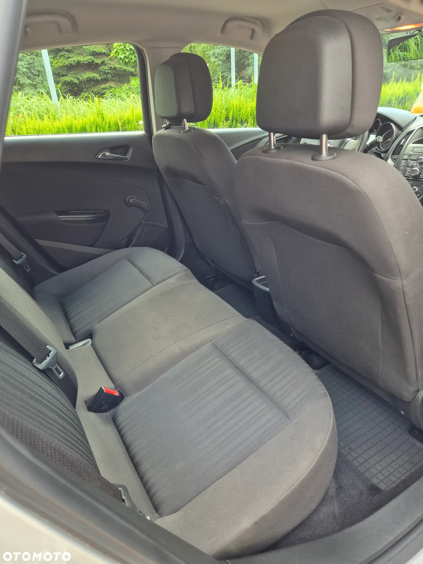 Opel Astra IV 1.6 Essentia - 14