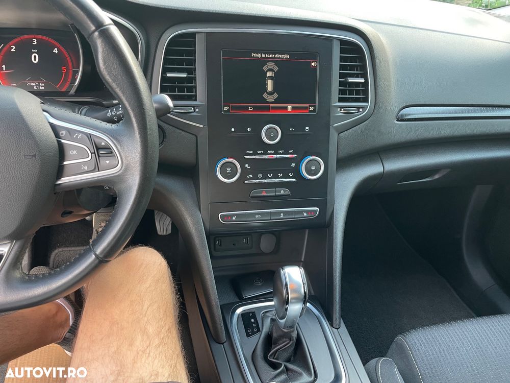 Renault Megane - 8