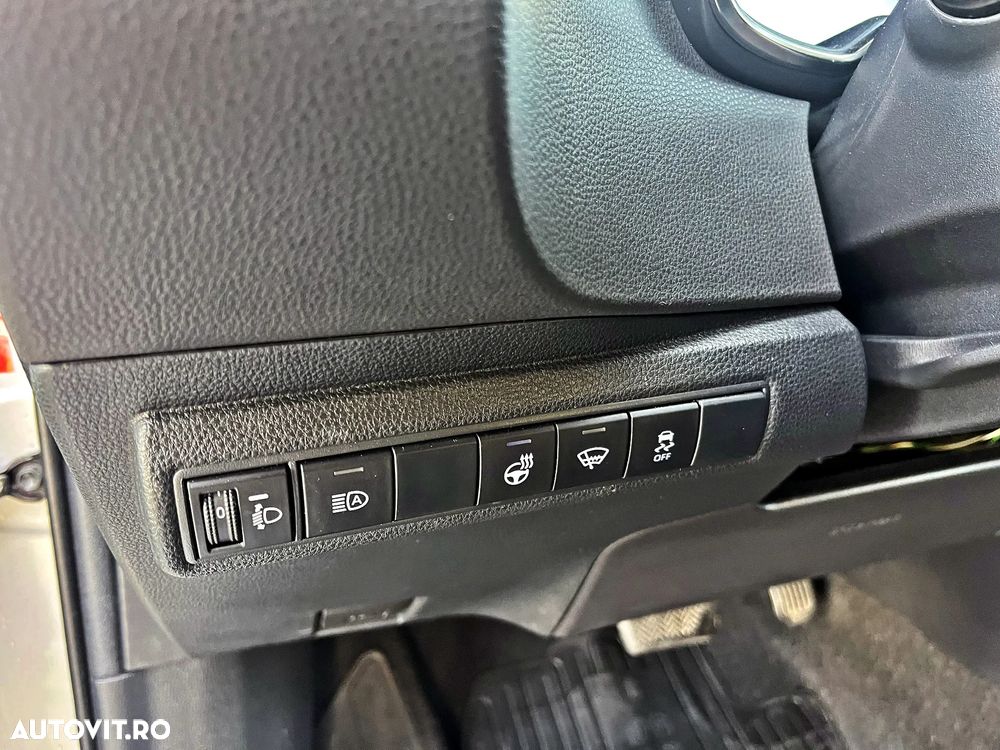 Toyota Corolla 1.8 HSD Exclusive interior Negru - 12