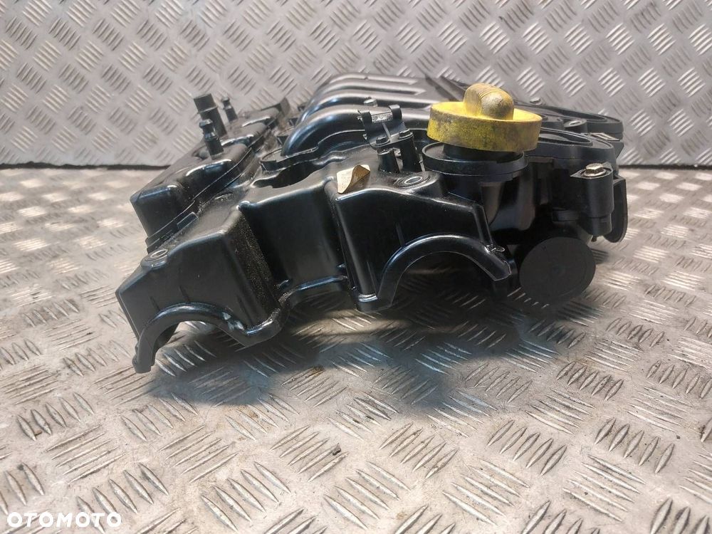 POKRYWA ZAWORÓW RENAULT ESPACE IV 2.2 DCI 8200149903 - 8