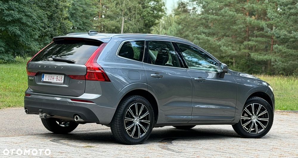 Volvo XC 60 D4 Momentum - 4