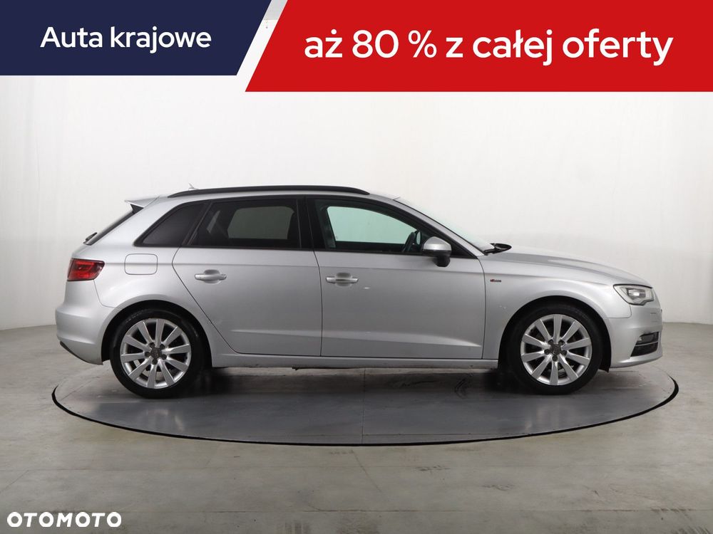 Audi A3 Sportback - 8