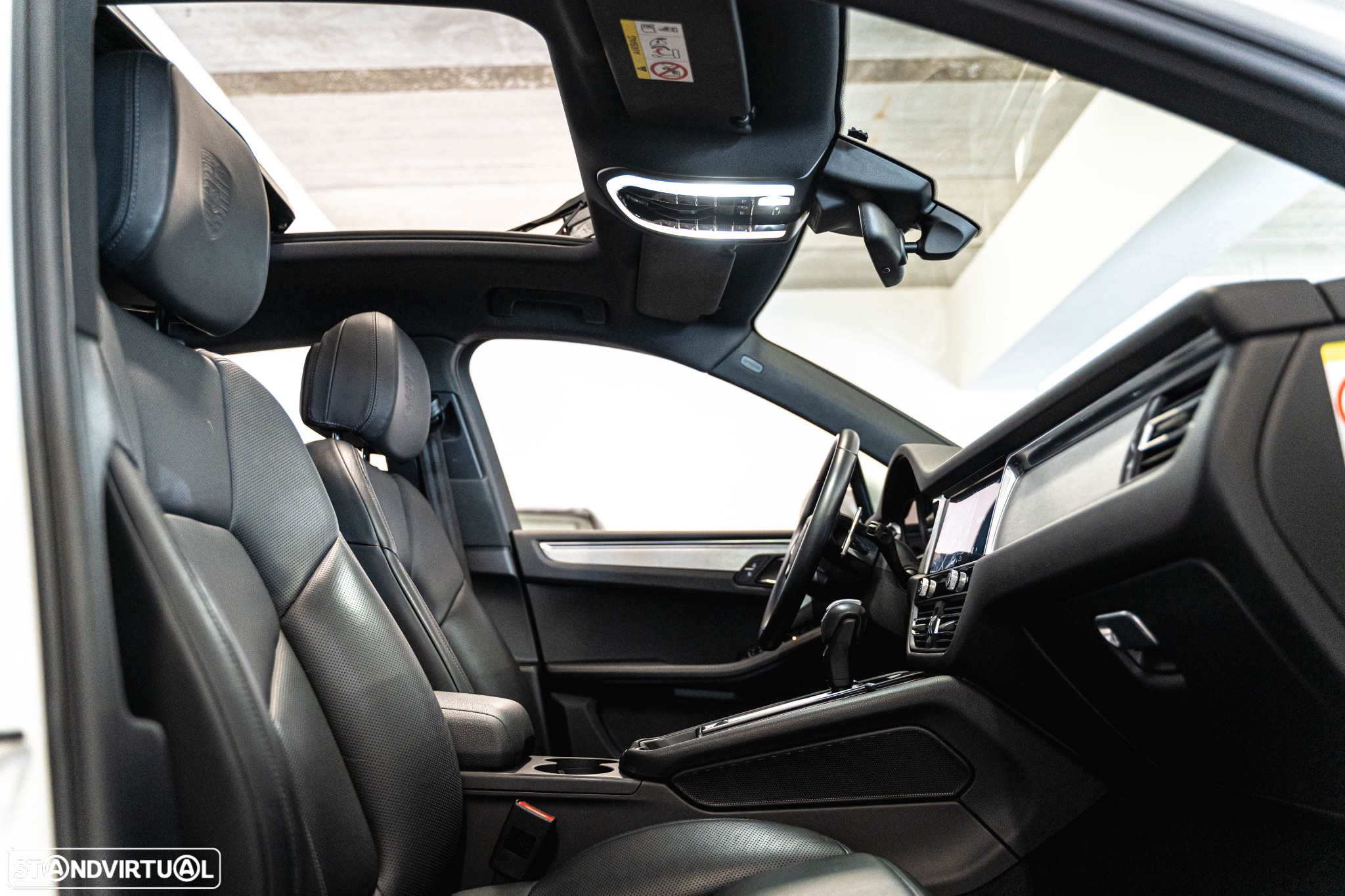 Porsche Macan Standard - 23