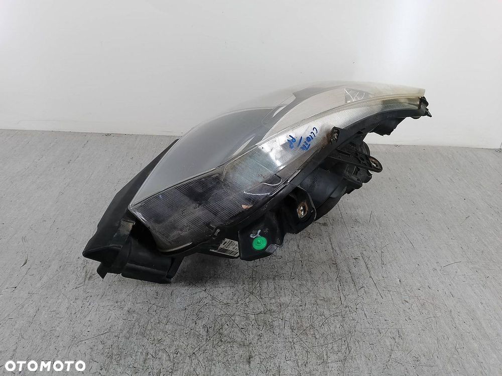 LAMPA PRZÓD PRAWA RENAULT CLIO III 8200261612   89900162 - 8