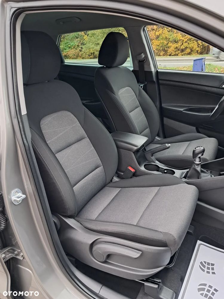 Hyundai Tucson blue 1.6 CRDi 2WD Style - 11