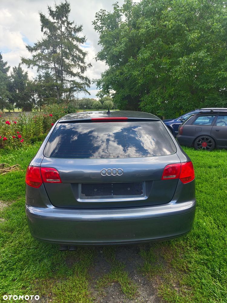 Audi A3 Sportback 2.0 TDI Ambiente - 9