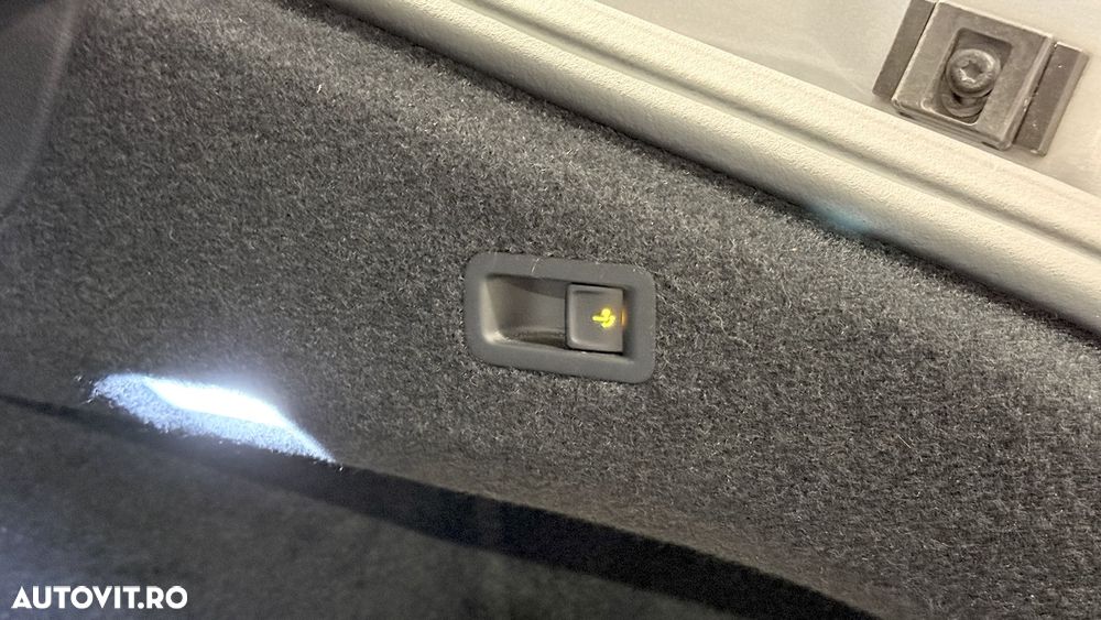 Volkswagen ARTEON 1.4 eHybrid OPF DSG R-Line - 32