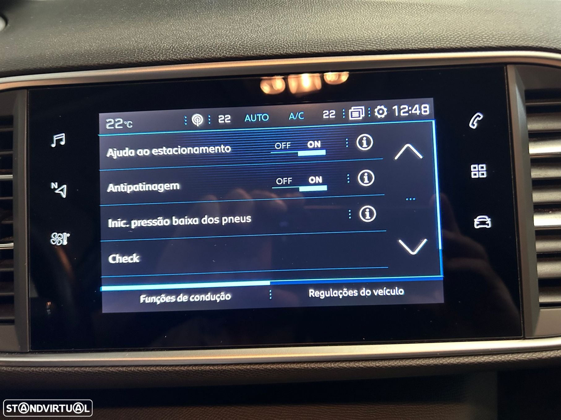 Peugeot 308 SW 1.2 PureTech Style - 28