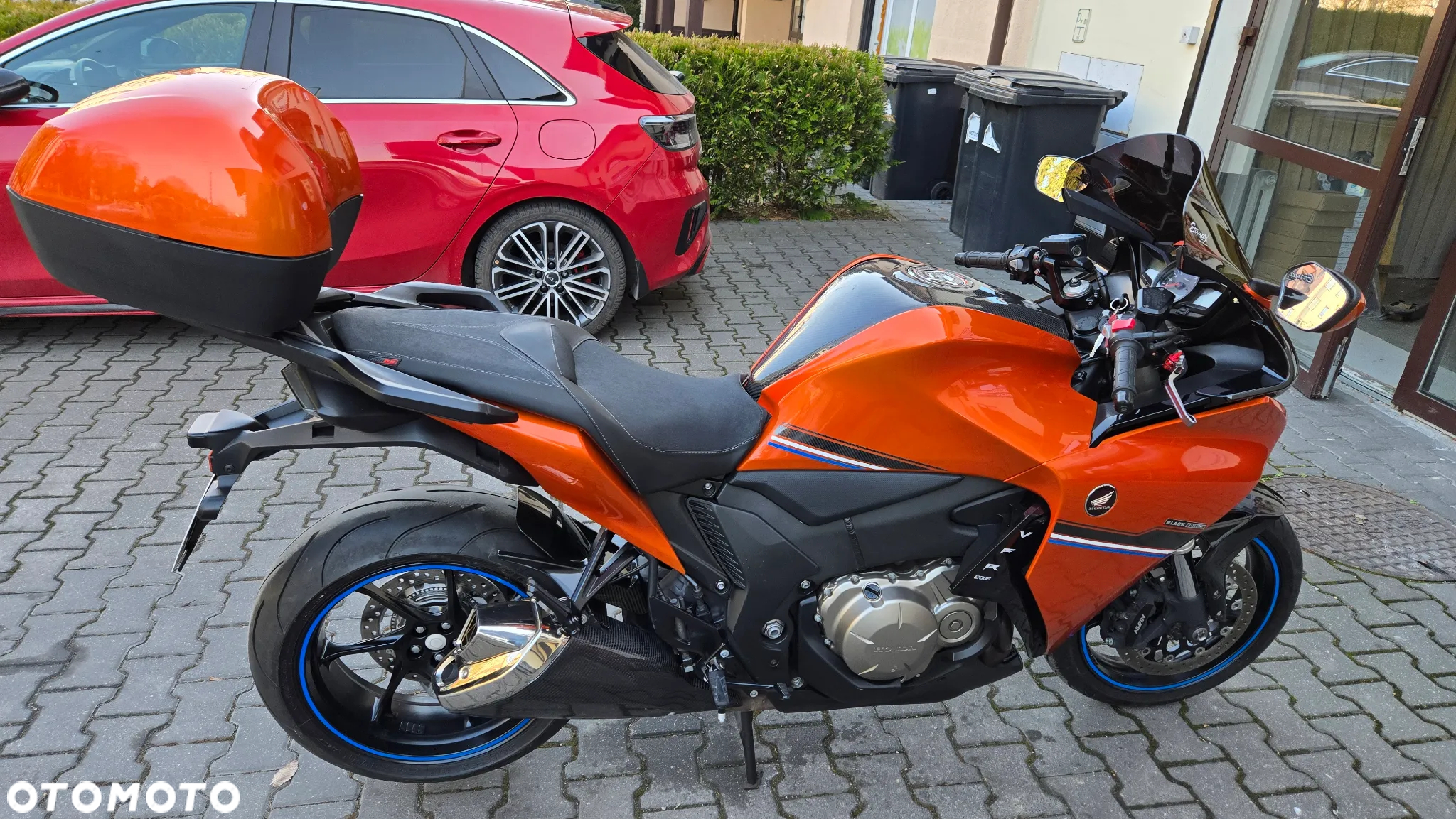 Honda VFR - 3