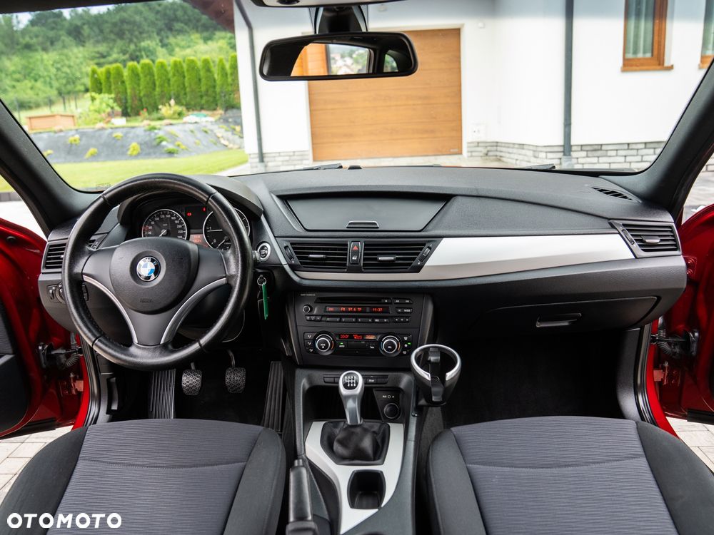 BMW X1 xDrive18d - 29