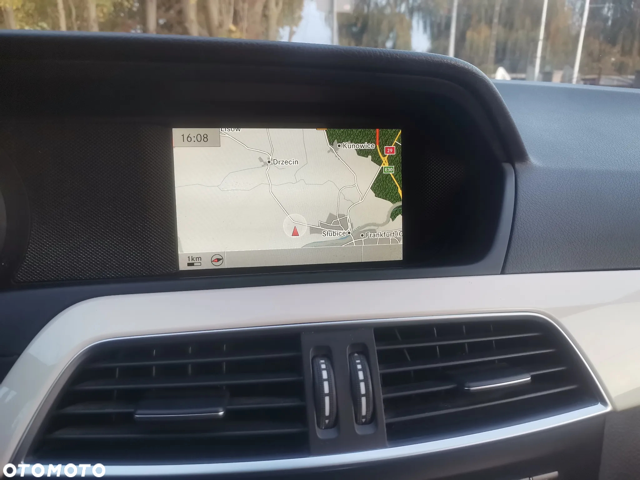Mercedes-Benz Klasa C 220 CDI BlueEff Avantgarde - 9