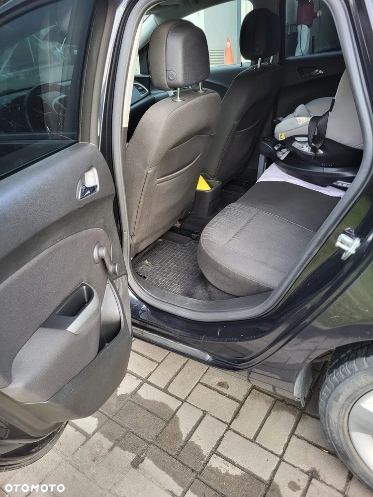 Opel Astra 1.3 CDTI Essentia S&S - 8