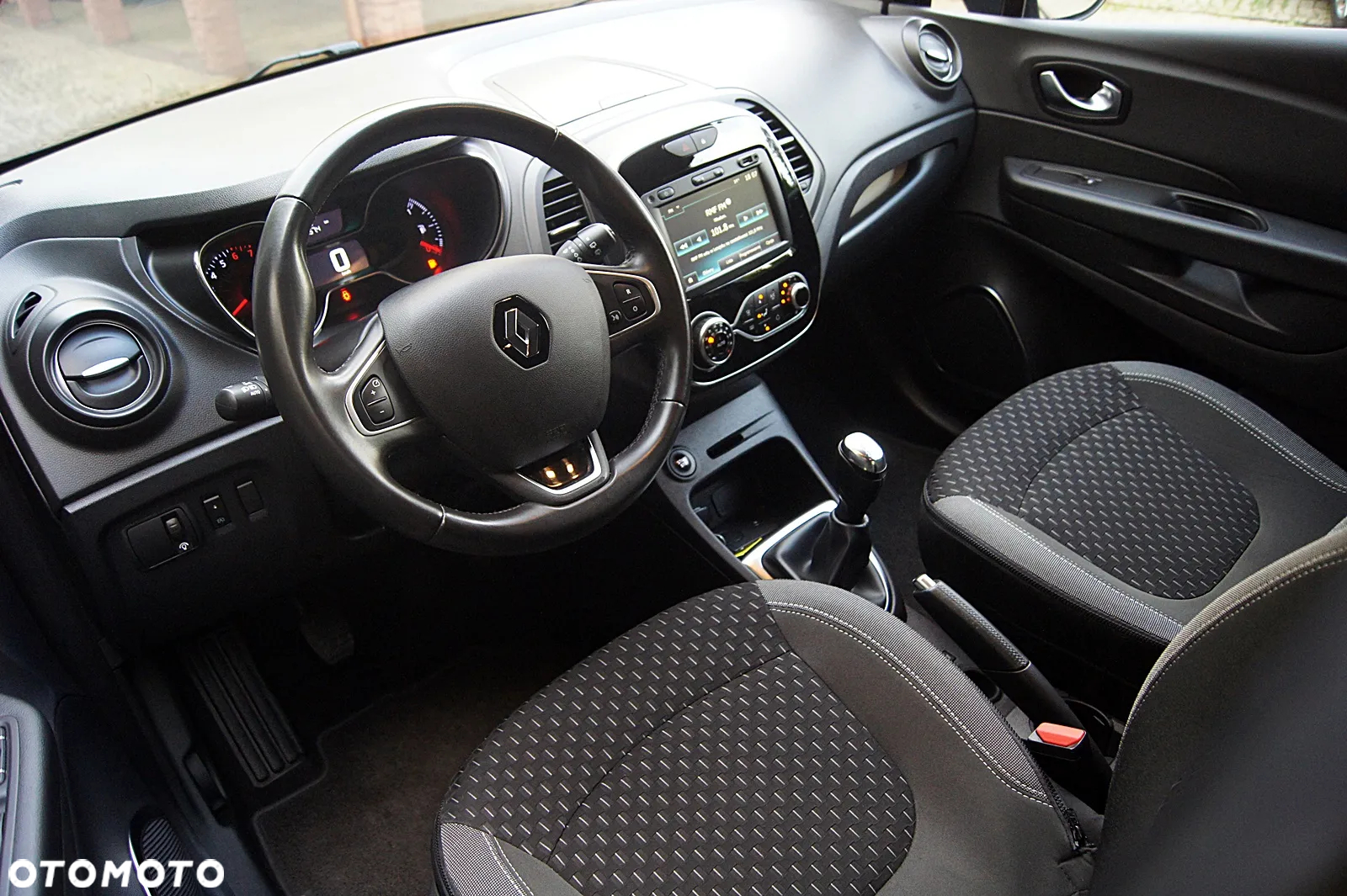 Renault Captur 0.9 Energy TCe Intens - 22
