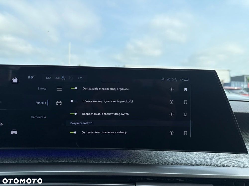 Peugeot 3008 1.2 PureTech mHEV Allure Pack S&S e-DCS6 - 22