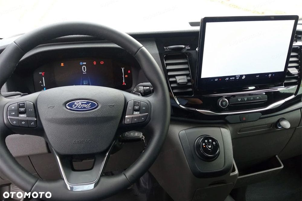 Ford Transit - 11