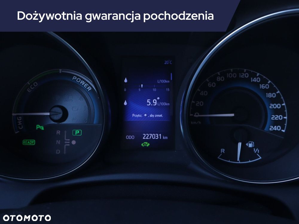 Toyota Auris - 13