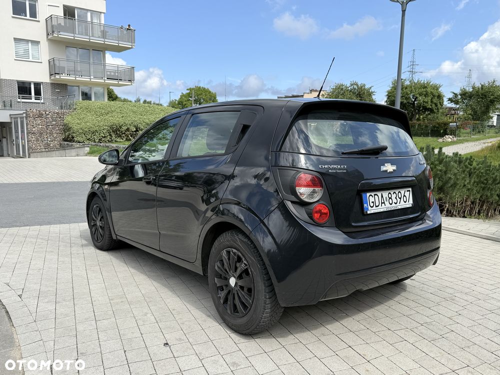 Chevrolet Aveo - 6